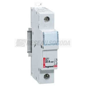  C/C UNIPOLAIRE 500V 32A 1MOD 