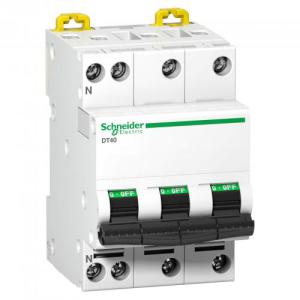  DT40 3P+N 32A COURBE C 